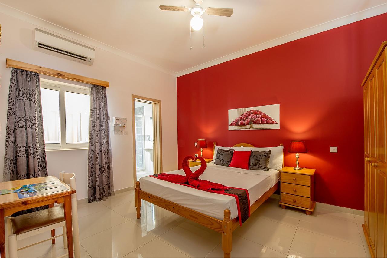 Marsalforn Electra Guesthouse מראה חיצוני תמונה